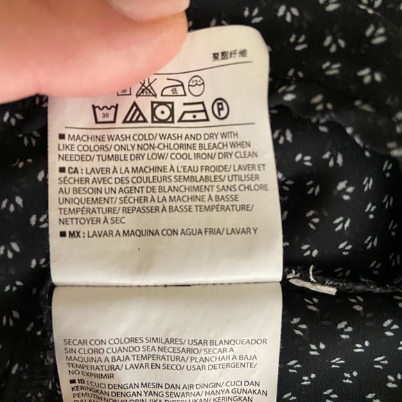 Old Navy sheer black blouse - Picture 8 of 9